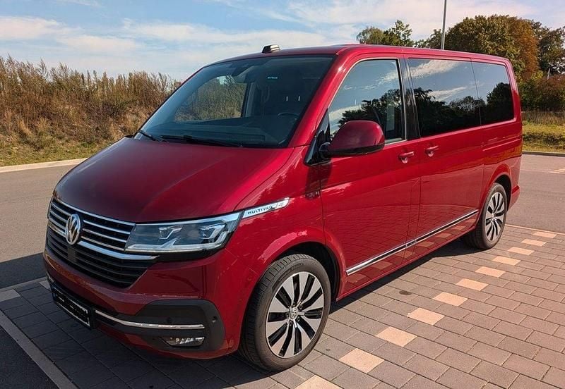 Rot Gebraucht 2020 VW Multivan Highline Van / Kleinbus | 47.700 € (Guter Preis) - Bild 1/4