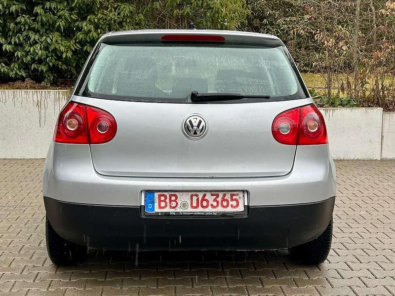 Gebraucht VW Golf IV 75 PS (55 kW) 2006 Reflexsilber metallic Kleinwagen