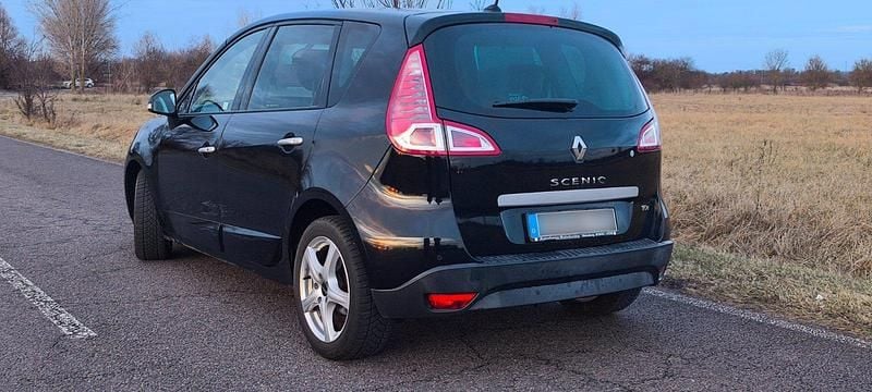Gebraucht Renault Scénic III Dynamique 131 PS (96 kW) 2011 Schwarz Van / Kleinbus
