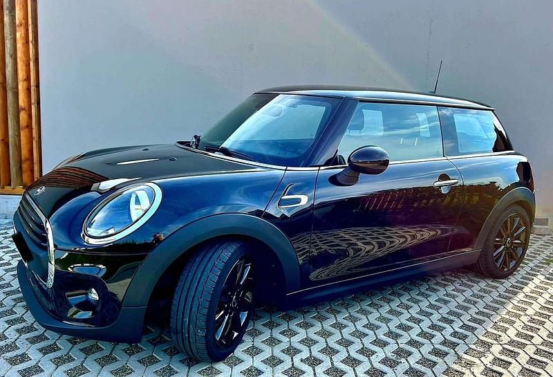 Schwarz Gebraucht 2018 Mini ONE Kleinwagen | 12.400 € (Fairer Preis) - Bild 1/4