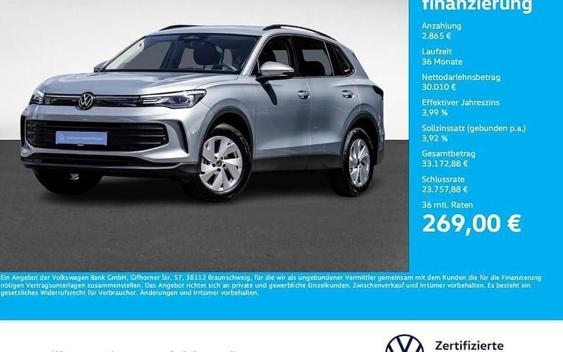 Silber Gebraucht 2024 VW Tiguan Basis SUV | 32.875 € (Superpreis) - Bild 1/4