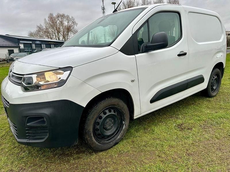 Gebraucht Citroën Berlingo 102 PS (75 kW) 2020 Weiß Van / Kleinbus