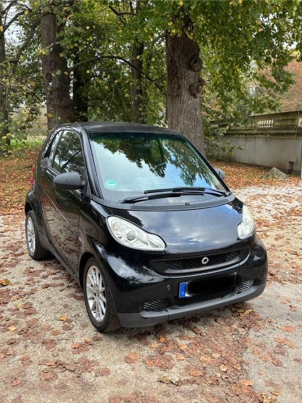 Schwarz Gebraucht 2009 Smart ForTwo Coupé Passion Coupé | 3.200 € (Guter Preis) - Bild 1/4