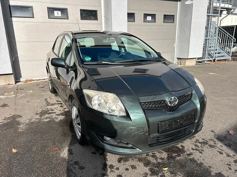 Gebraucht Toyota Auris Sol 124 PS (91 kW) 2007 Grün Kleinwagen