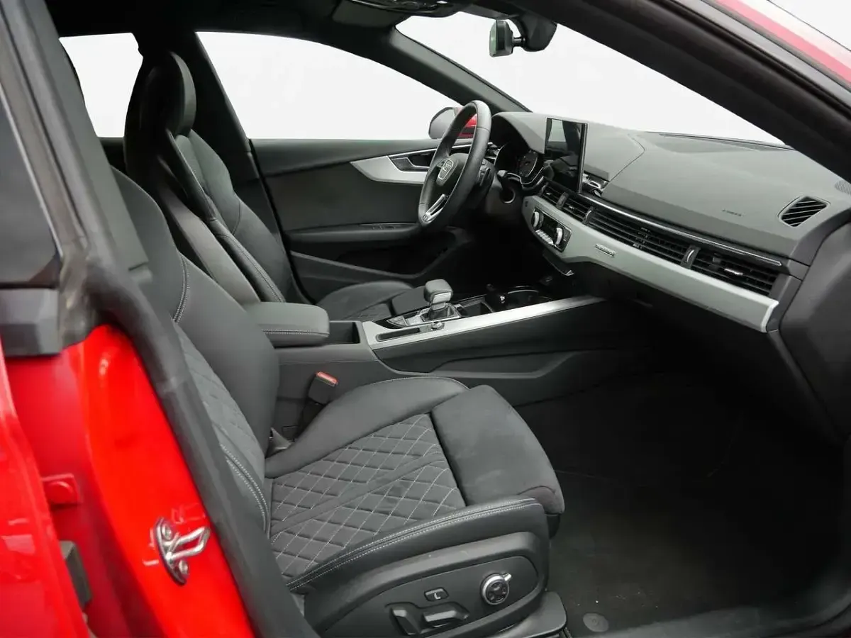 Gebraucht Audi A5 S-Line 286 PS (210 kW) 2022 Tangorot metallic Coupé