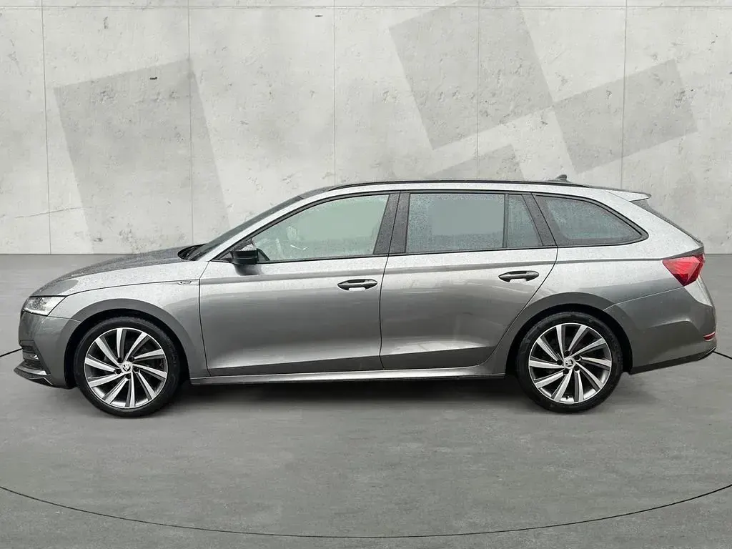 Gebraucht Skoda Octavia SportLine 150 PS (110 kW) 2023 Grau Kombi
