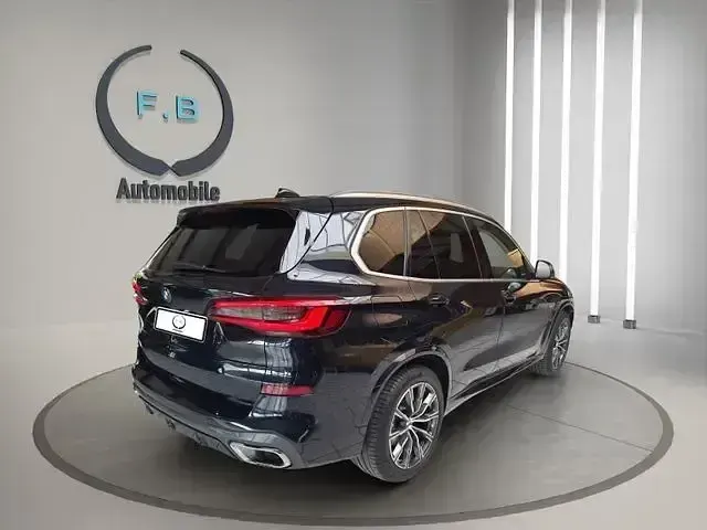 Gebraucht BMW X5 M Sport 340 PS (250 kW) 2023 Carbonschwarz SUV