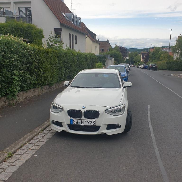 Weiß Gebraucht 2013 BMW 116 M Sport Kleinwagen | 8.900 € (Fairer Preis) - Bild 1/4