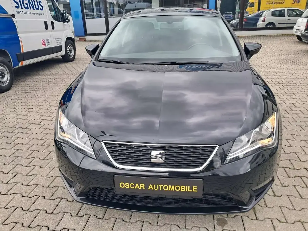 Gebraucht Seat Leon Style 140 PS (102 kW) 2014 "universo" schwarz Kleinwagen