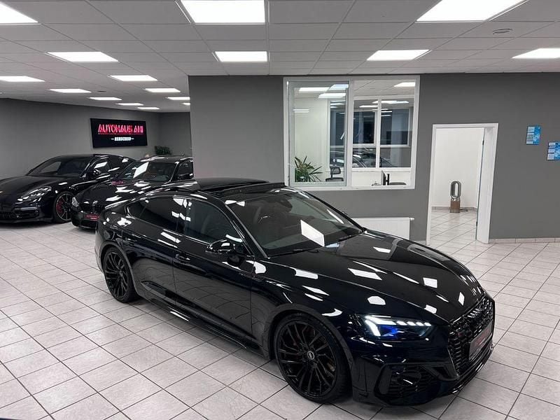 Schwarz Gebraucht 2024 Audi RS5 Competition Limousine | 72.900 € (Fairer Preis) - Bild 1/4