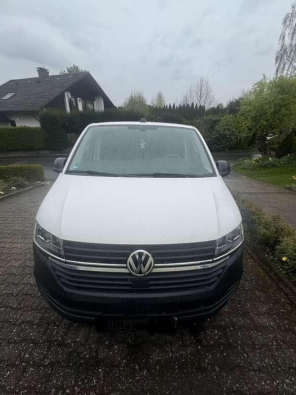 Second-hand VW Transporter 110 CP (80 kW) 2024 Alb Van