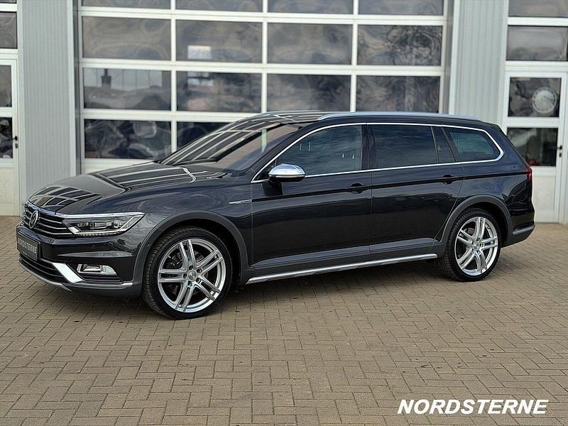 Gebraucht VW Passat Alltrack 239 PS (175 kW) 2017 Grau Kombi