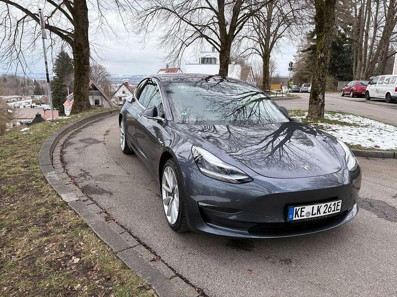 Gebraucht Tesla Model 3 324 kW (441 PS) 2019 Silber Limousine