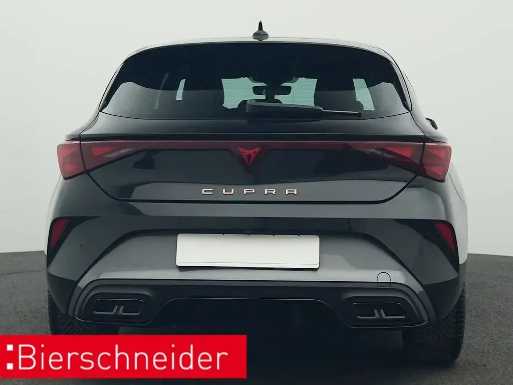 Usado Cupra Leon 150 CV (110 kW) 2025 Negro Berlina