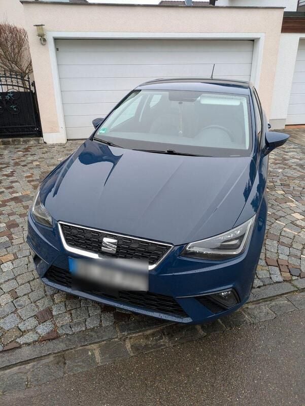 Blau Gebraucht 2019 Seat Ibiza Kleinwagen | 11.400 € (Fairer Preis) - Bild 1/4