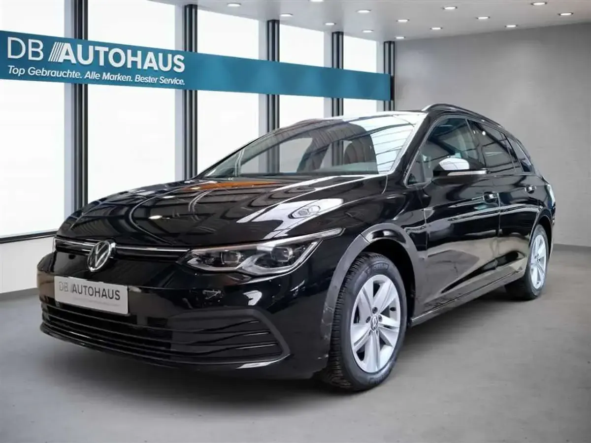 Gebraucht VW Golf VIII Life 150 PS (110 kW) 2024 Kombi