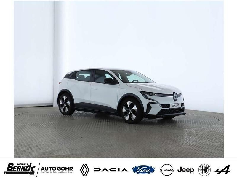Gebraucht Renault Megane E-Tech Equilibre 96 kW (131 PS) 2022 Arktisweiß (369) Limousine