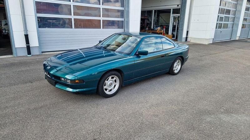 Grün Gebraucht 1990 BMW 850 Coupé | 27.990 € - Bild 1/4