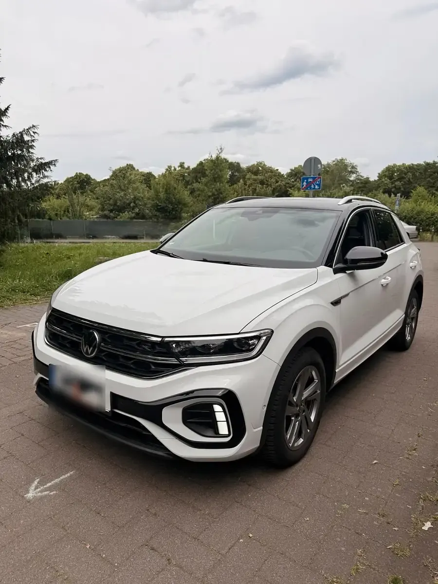 Gebraucht VW T-Roc R-line 150 PS (110 kW) 2025 Weiß SUV