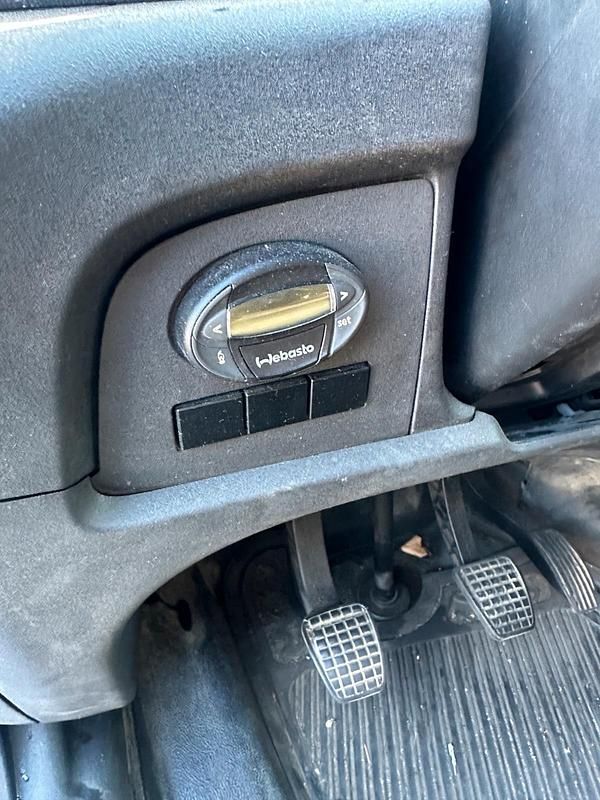 Gebraucht Iveco Daily 150 PS (110 kW) 2016 Blau Van