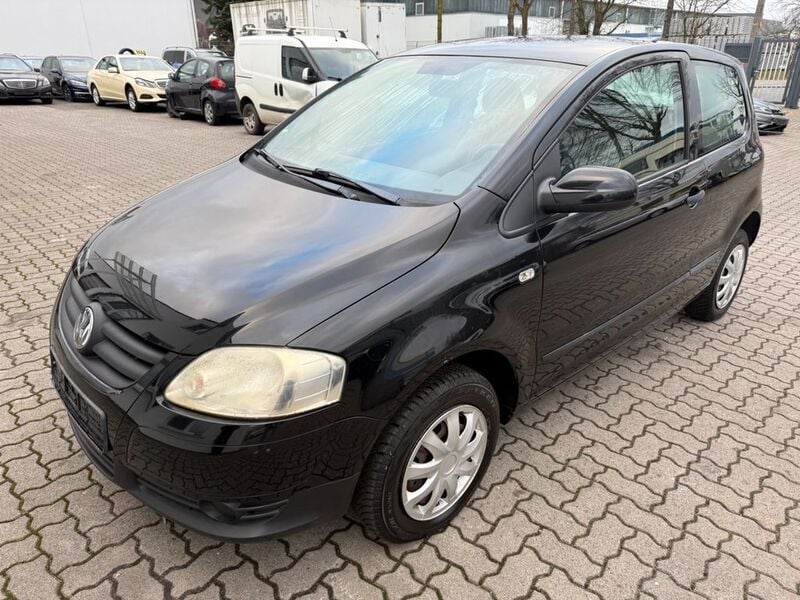 Schwarz Gebraucht 2005 VW Fox Basis Kleinwagen | 1.550 € (Guter Preis) - Bild 1/4