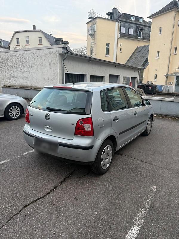 Second-hand VW Polo 64 CP (47 kW) 2003 Argintiu Hatchback