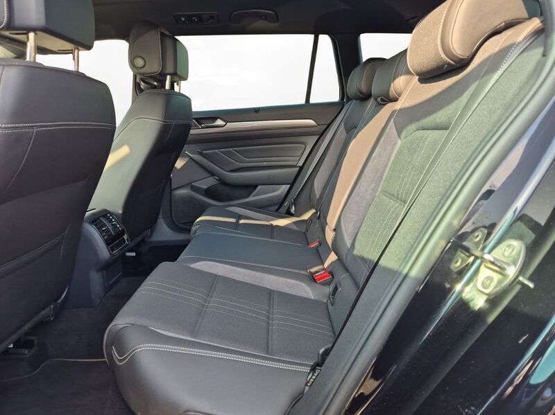 Gebraucht VW Passat Alltrack 200 PS (147 kW) 2022 Deep black perleffekt Kombi