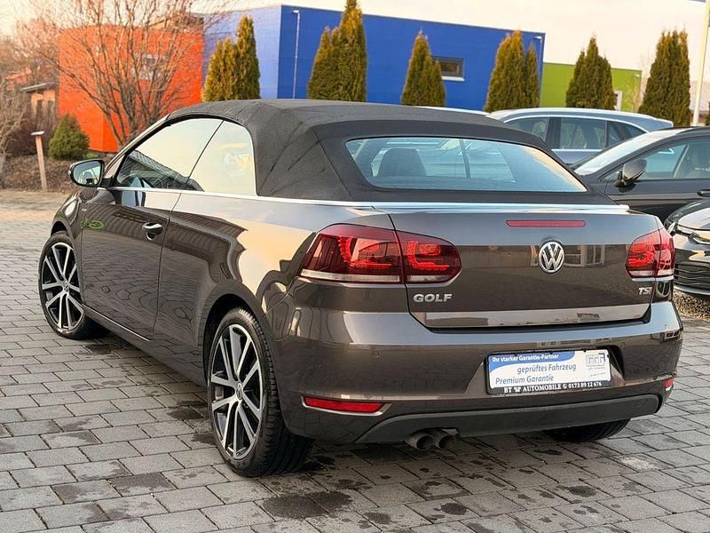 Gebraucht VW Golf Cabriolet LOUNGE 122 PS (89 kW) 2016 Braun Cabrio