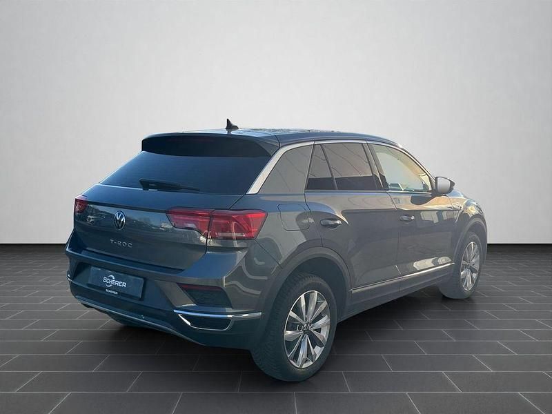 Gebraucht VW T-Roc Style 150 PS (110 kW) 2021 Indiumgrau metallic (metallic) SUV
