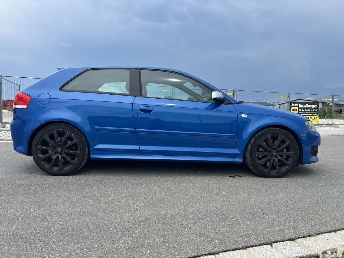 Gebraucht Audi S3 265 PS (194 kW) 2006 Blau Kleinwagen