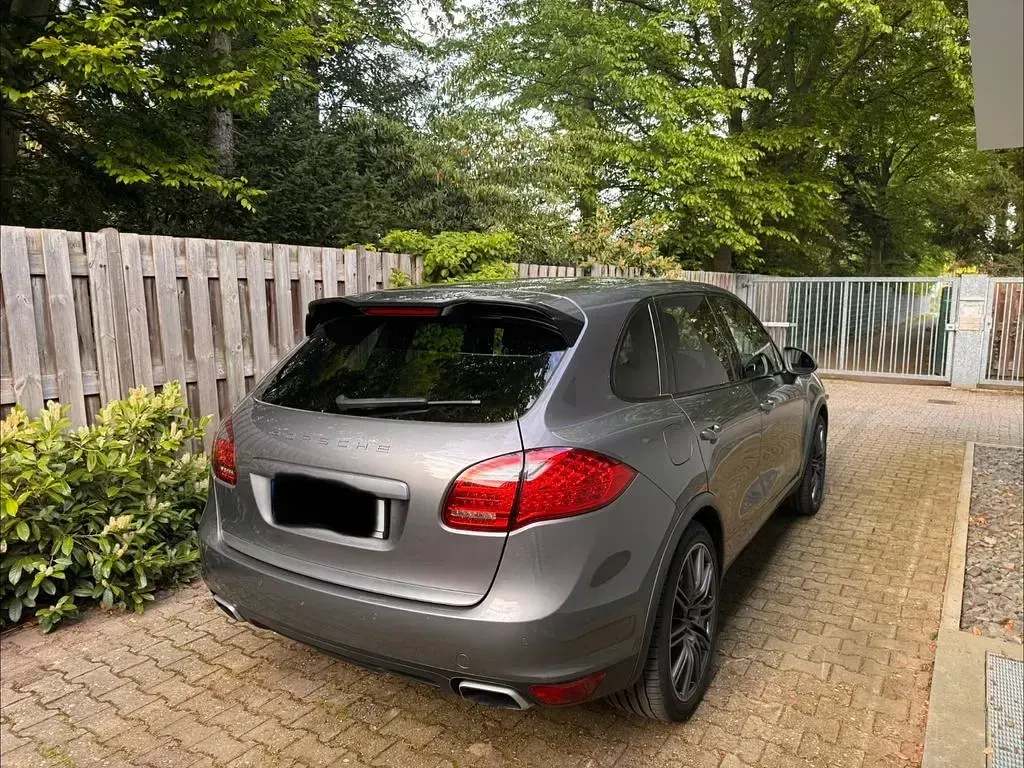 Gebraucht Porsche Cayenne S 400 PS (294 kW) 2011 Grau SUV