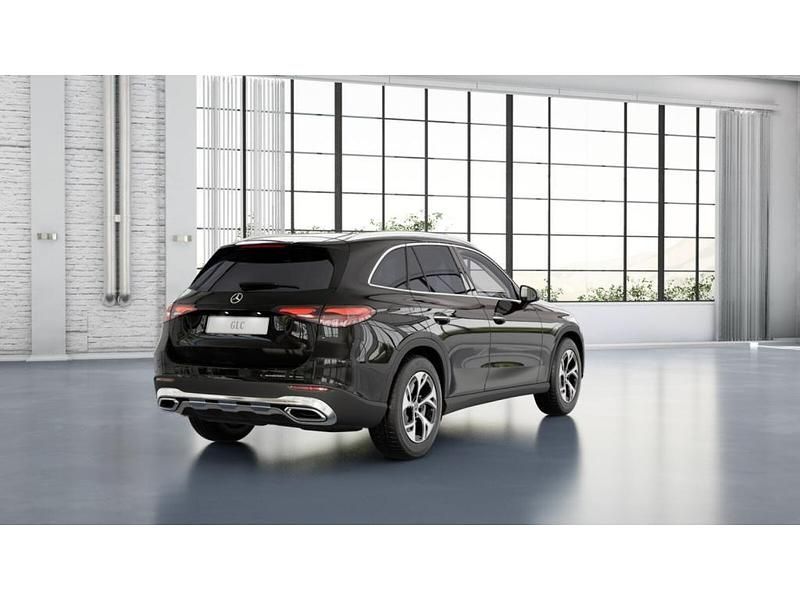 Gebraucht Mercedes GLC450 367 PS (269 kW) 2024 Unilack schwarz SUV