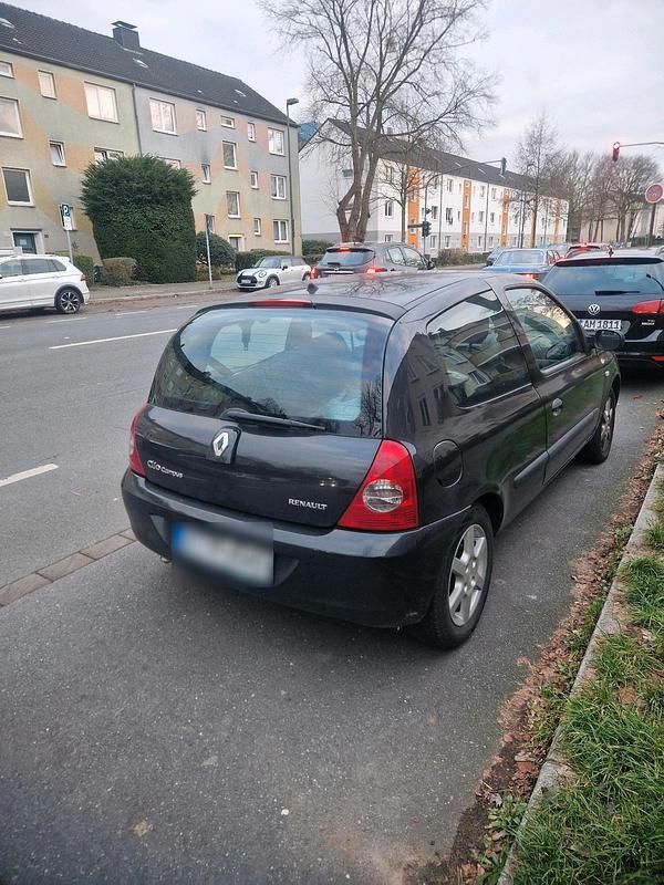 Gebraucht Renault Clio II 75 PS (55 kW) 2006 Schwarz Kleinwagen