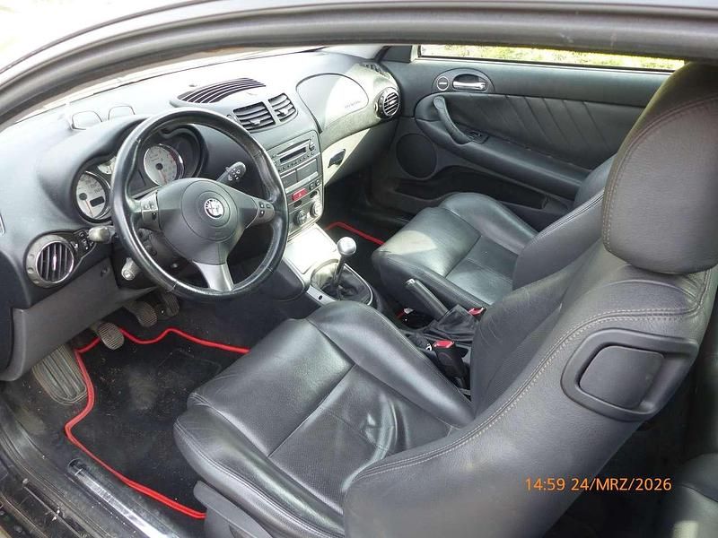 Gebraucht Alfa Romeo GT Distinctive 166 PS (122 kW) 2007 Schwarz Coupé