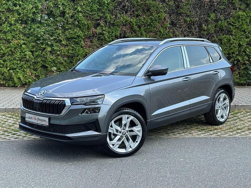 Grau Neu 2025 Skoda 105 Limousine | 43.190 € - Bild 1/4