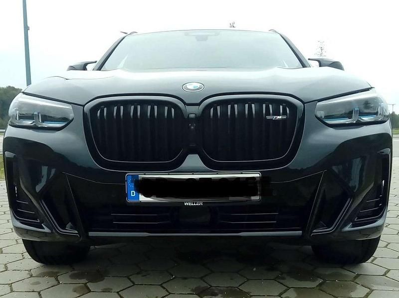 Schwarz Gebraucht 2025 BMW X4 Shadowline SUV | 74.890 € (Teuer) - Bild 1/4
