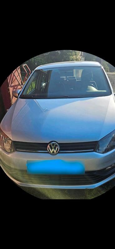 Gebraucht VW Polo 90 PS (66 kW) 2016 Grau Kleinwagen