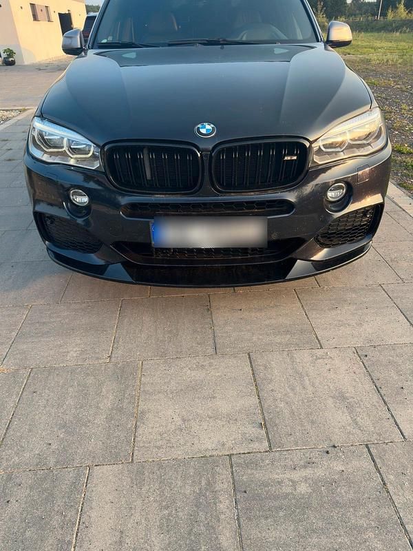 Blau Gebraucht 2016 BMW X5 SUV | 26.900 € - Bild 1/4
