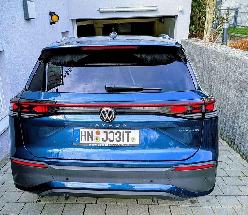 Gebraucht VW Tayron Life 150 PS (110 kW) 2025 Blau SUV