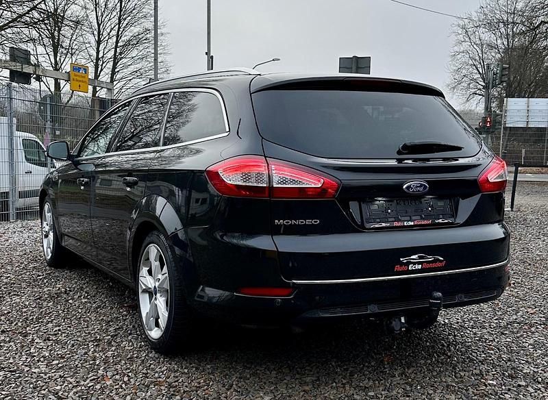 Gebraucht Ford Mondeo Titanium 163 PS (119 kW) 2014 Schwarz Kombi