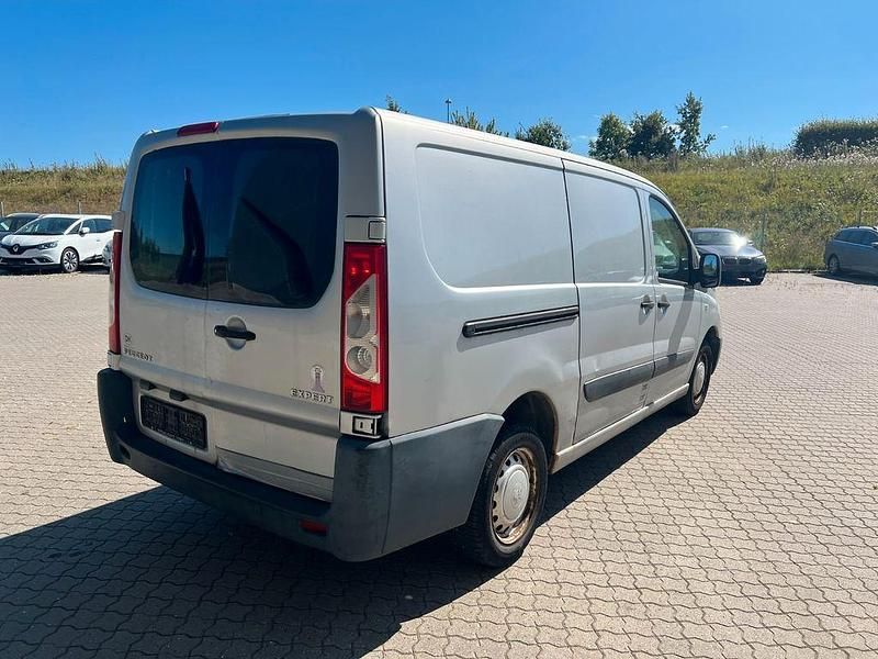 Gebraucht Peugeot Expert 120 PS (88 kW) 2009 Grau Van