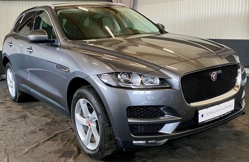 Grau Gebraucht 2019 Jaguar F-Pace Prestige SUV | 24.990 € (Superpreis) - Bild 1/4