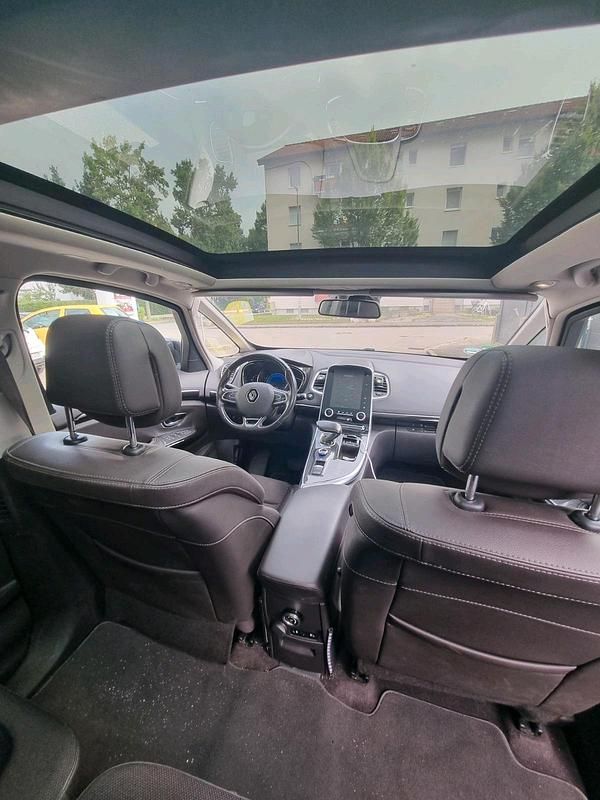 Gebraucht Renault Espace 160 PS (117 kW) 2016 Van / Kleinbus