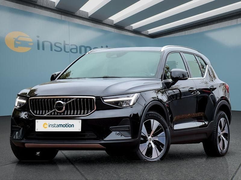 Schwarz Gebraucht 2022 Volvo XC40 SUV | 30.699 € (Superpreis) - Bild 1/4