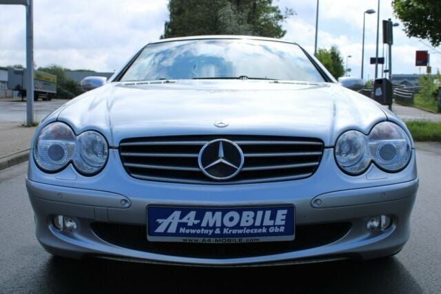 Gebraucht Mercedes SL500 306 PS (225 kW) 2005 Silber metallic Coupé