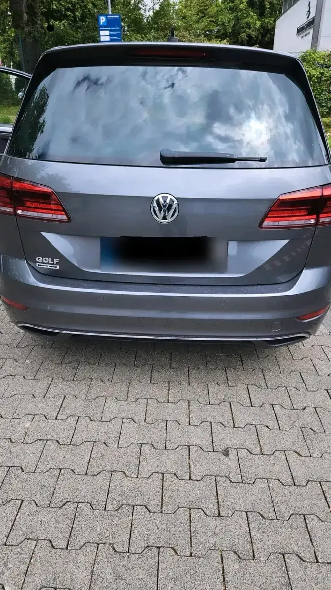 Gebraucht VW Golf VII 150 PS (110 kW) 2018 Grau Kleinwagen