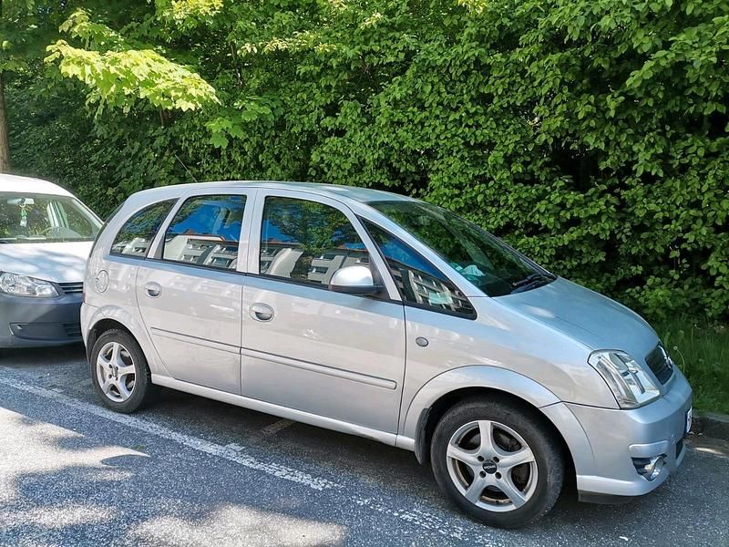 Gebraucht Opel Meriva 105 PS (77 kW) 2010 Grau Van / Kleinbus