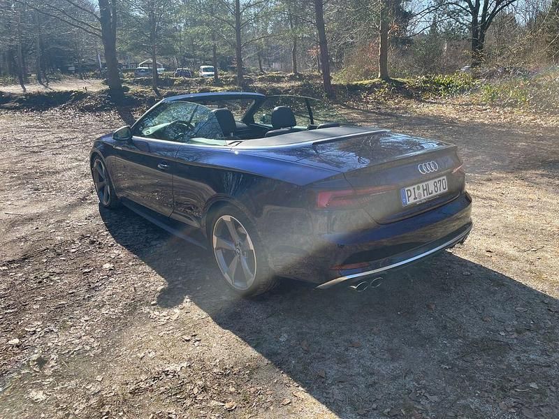 Gebraucht Audi S5 Cabriolet Ambiente 354 PS (260 kW) 2018 Blau Cabrio