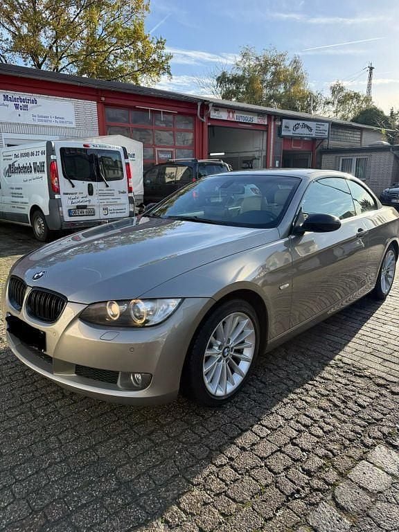 Gebraucht BMW 325 Cabriolet 218 PS (160 kW) 2007 Braun Cabrio