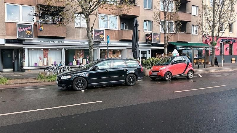 Usado Volvo V50 114 CV (83 kW) 2010 Negro Familiar
